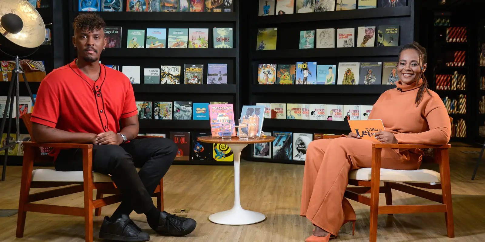 Escritor Stefano Volp é o entrevistado do programa Trilha de Letras