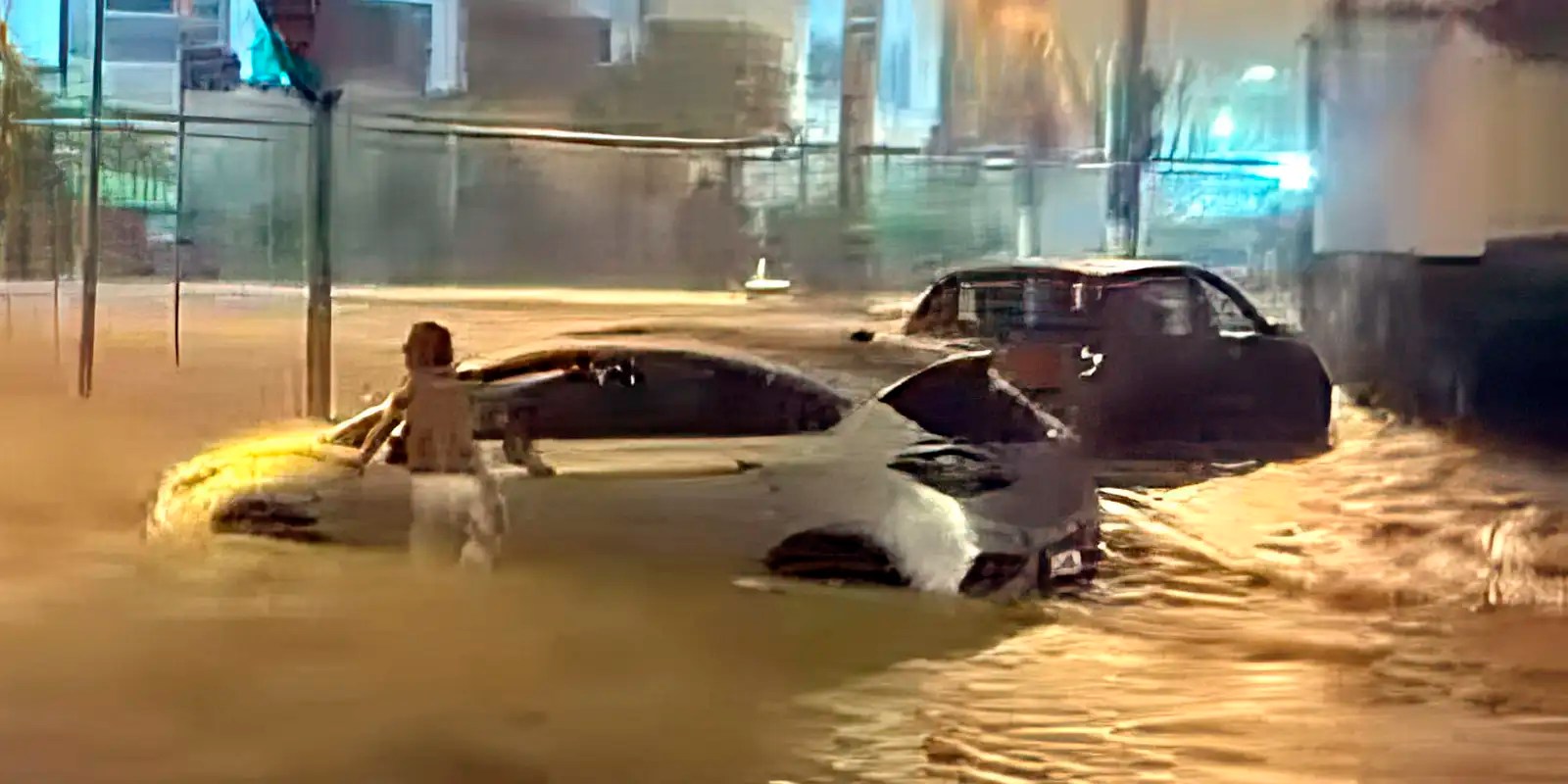 Chega a 12 o número de mortos pelas chuvas no Rio