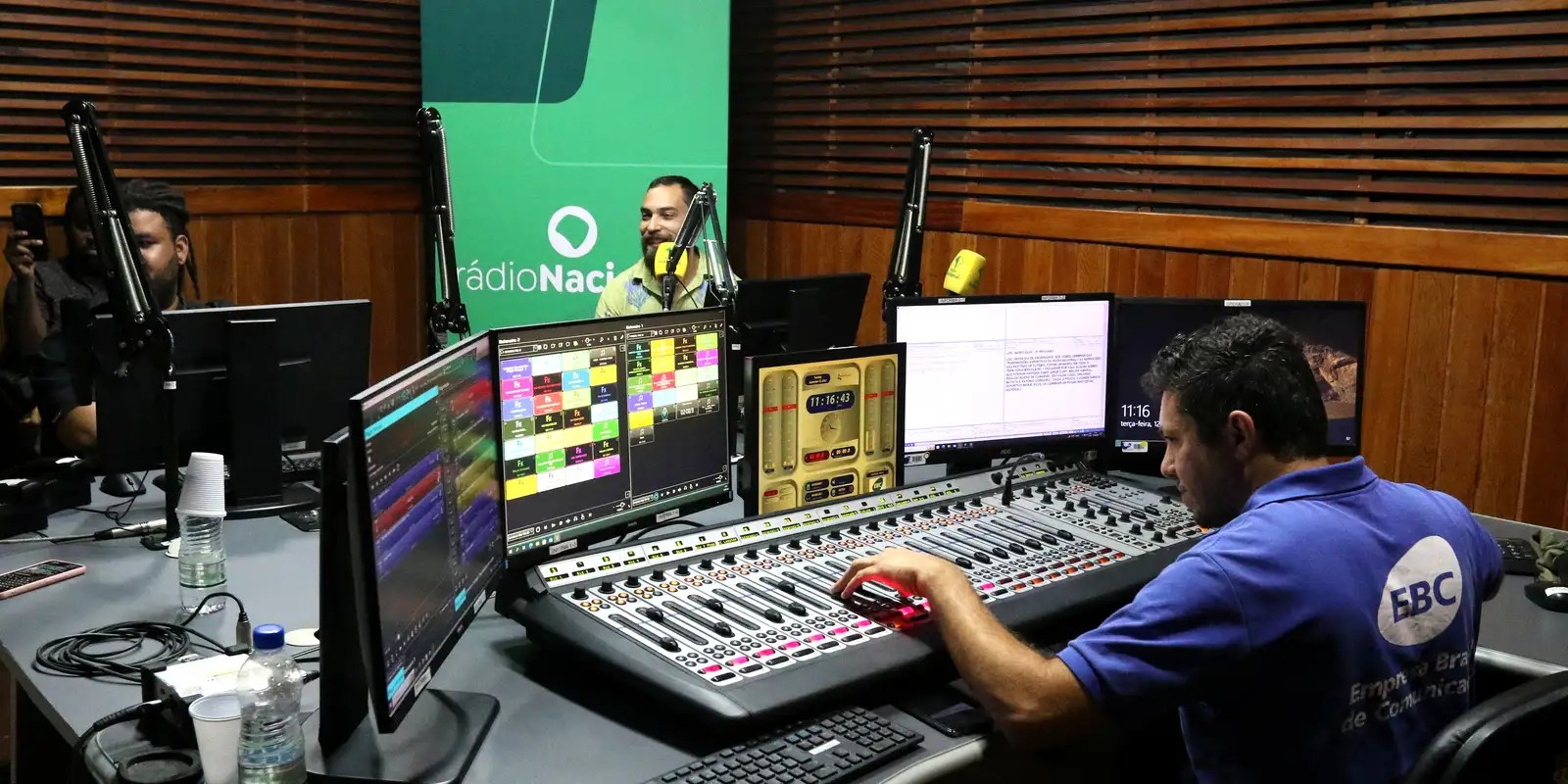 Rádio Nacional do Rio de Janeiro completa 89 anos no ar