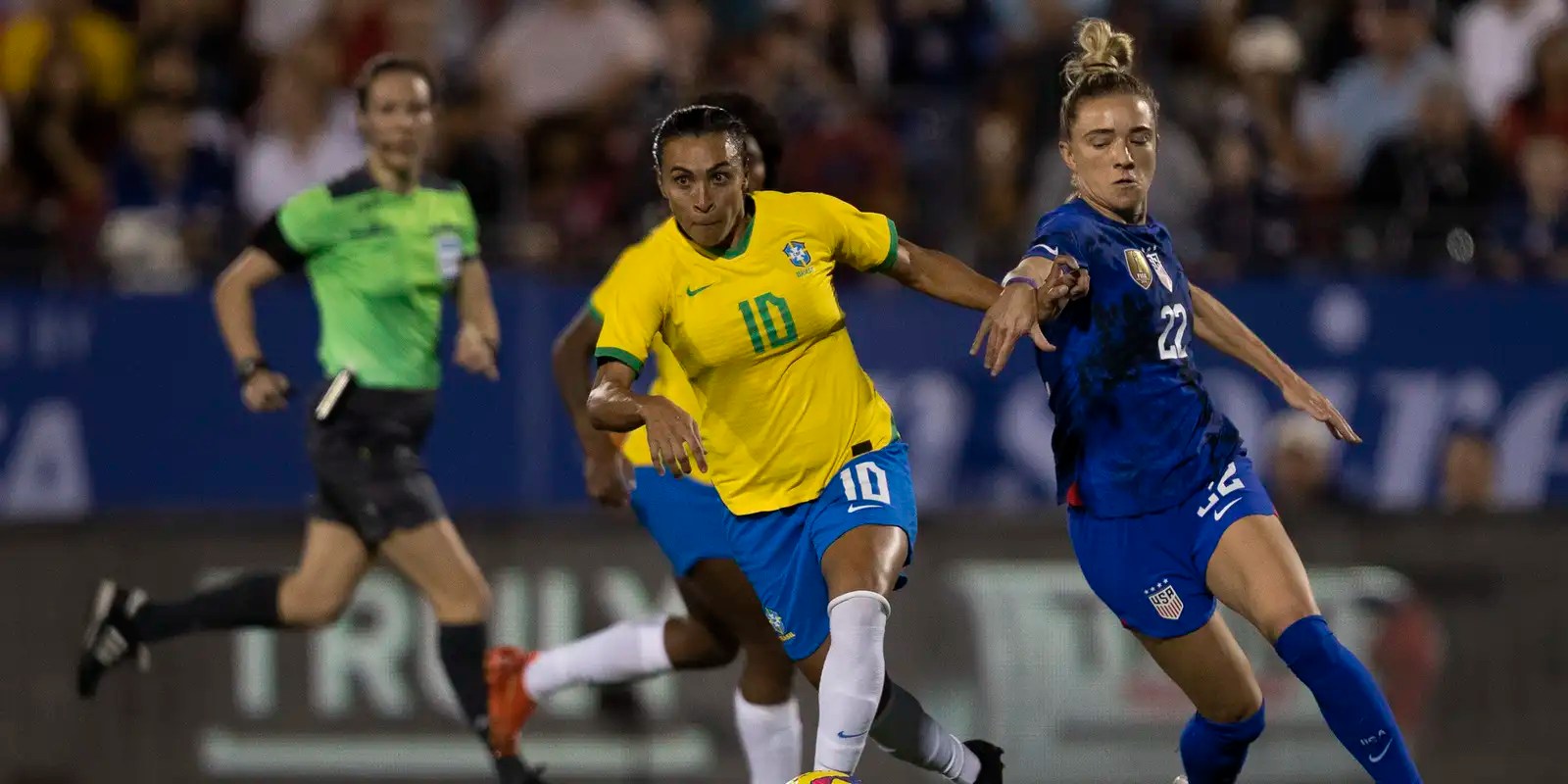 Marta e Cristiane voltam à seleção para torneio SheBelieves Cup