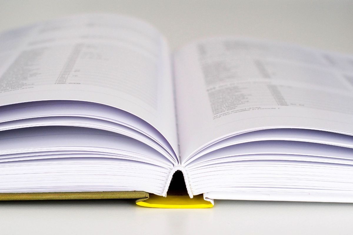 Book Open Wallpaper