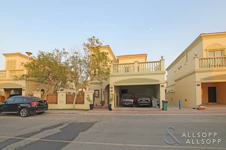 Every item on this page was chosen by a town. Villas for Sale in Jumeirah Village Triangle (JVT) - Buy