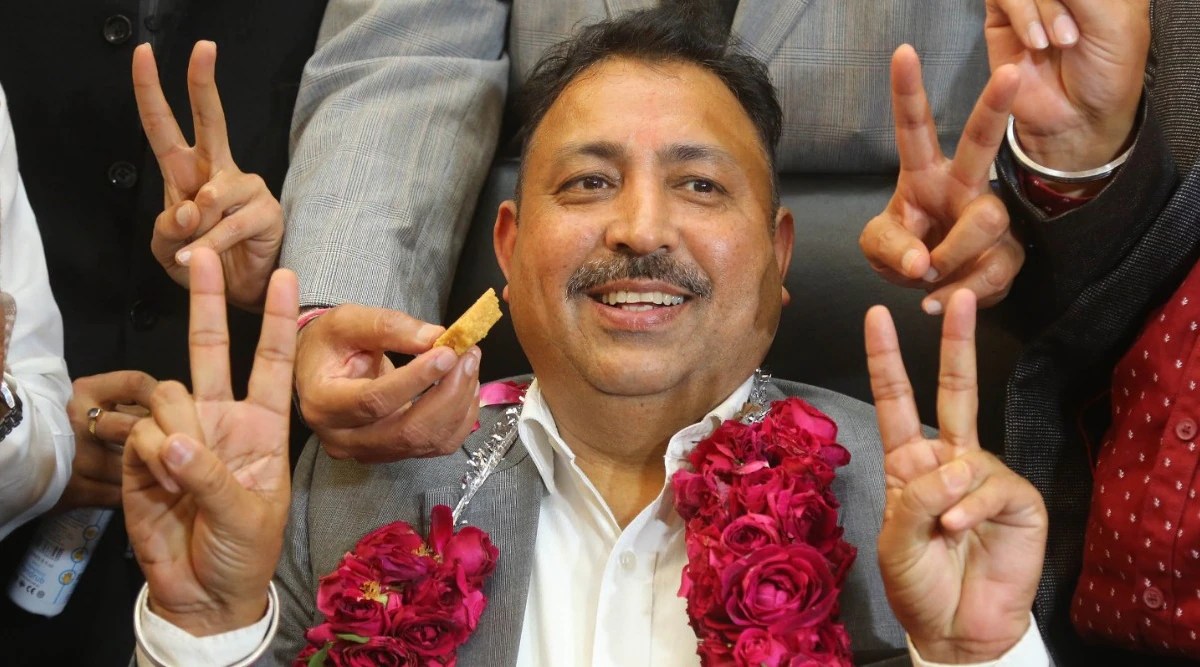 Out of the total 36 votes, 28 were polled while seven congress councillors and the lone shiromani akali dal councillor abstained. On First Day In Office Chandigarh S New Mayor Greeted With Bouquets Brickbats Cities News The Indian Express