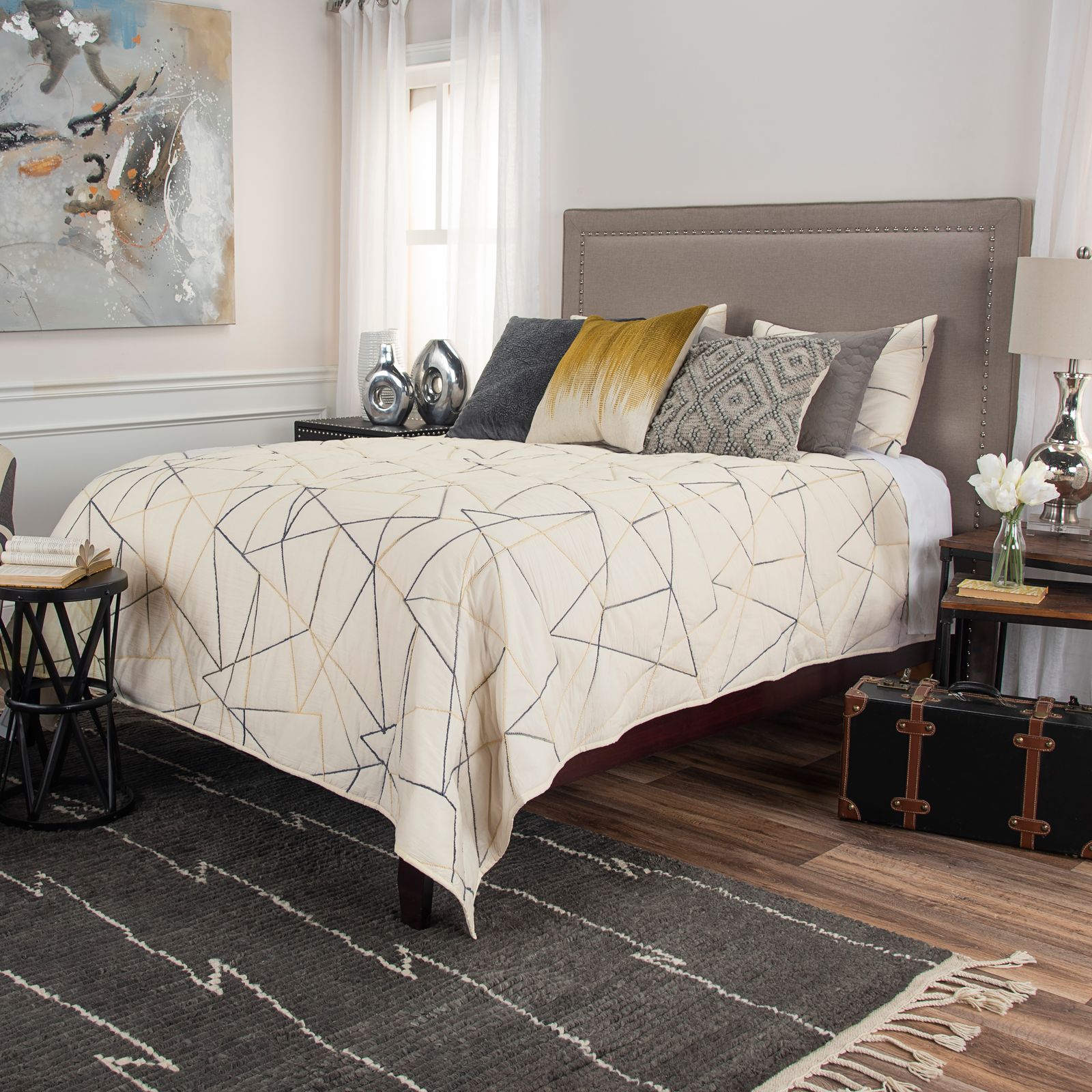 Our collection of linen bedding is made of 100% belgian linen for the softest feel and most relaxed, inviting dress your modern home in our chic linen bedding collection, including sheets, duvet covers, and throw pillows available in lovely shades of grey and. jager lifestyle gray and cream 8 piece bedding set