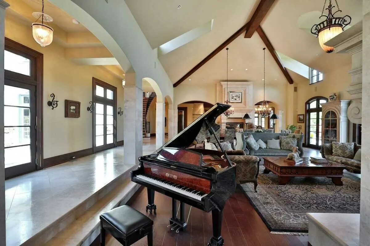 The real fact is, gorman's has all the best brands in home . Megamansion On Canada S Niagara River Lists For C 4 79 Million Mansion Global
