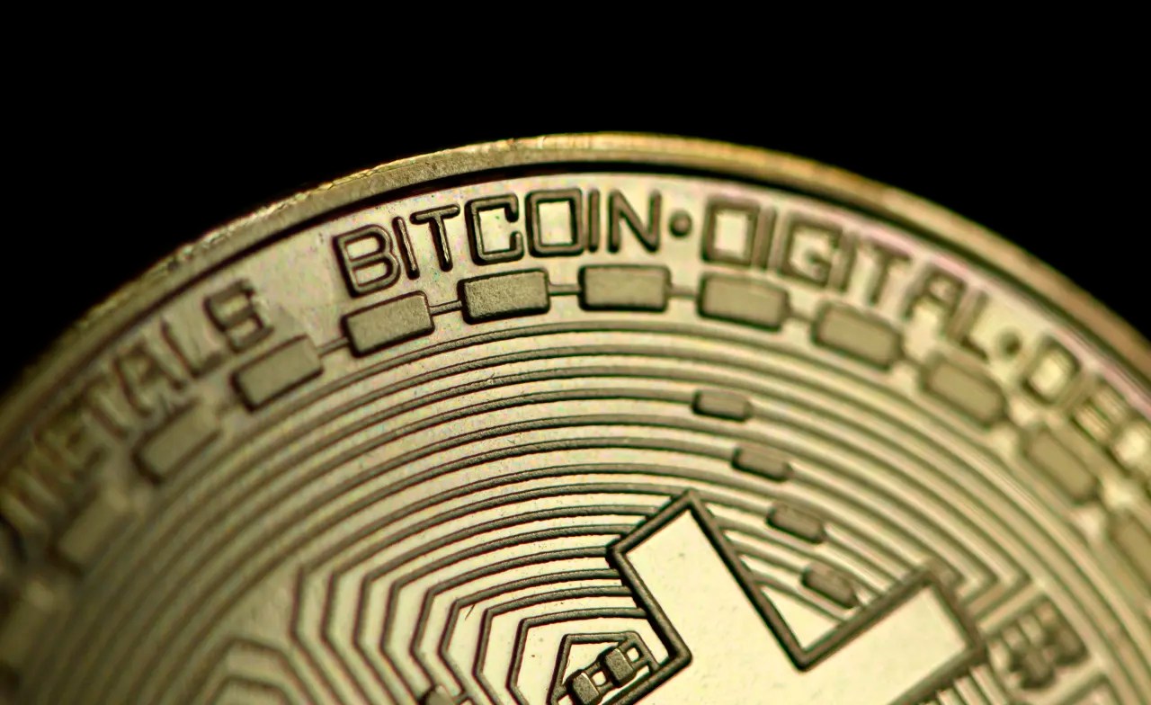 Regular spikes in the bitcoin price chart make this digital cryptocurrency a potentially lucrative invest. Bitcoin At 250 000 In A Year This Rocket Fuel Will Help It Get There Says Goldman Sachs Alum Marketwatch