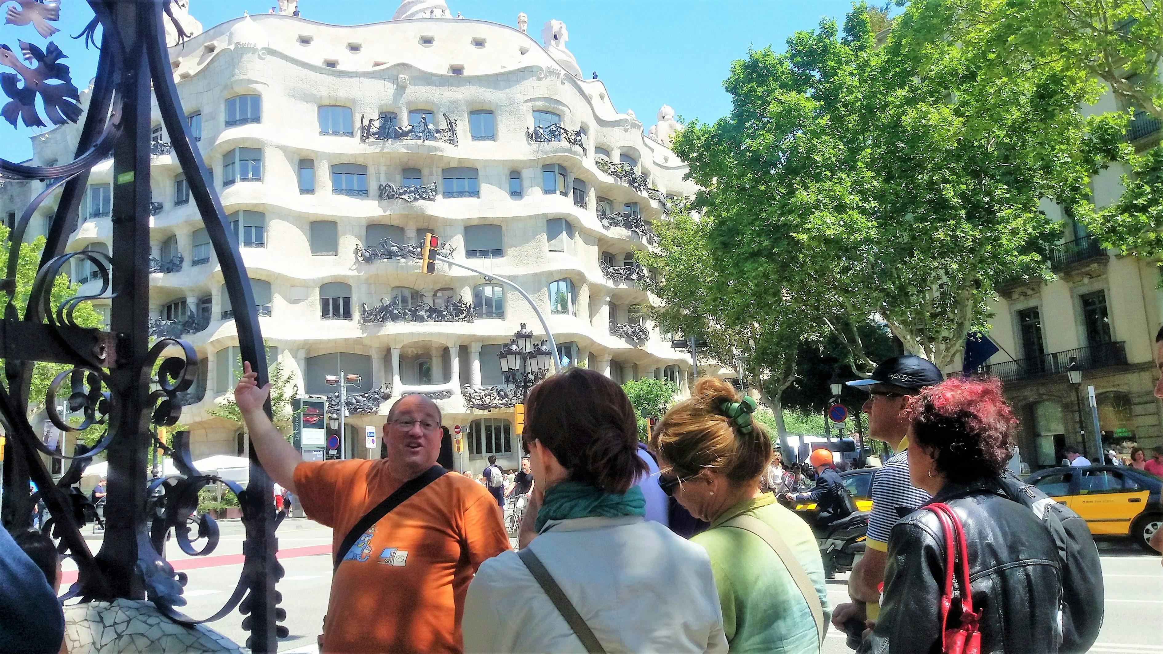 Barcelona in spain is a city full of museums, parks, antoni gaudí landmarks, and other highlights. Barcelona Half Day Highlights Tour Musement