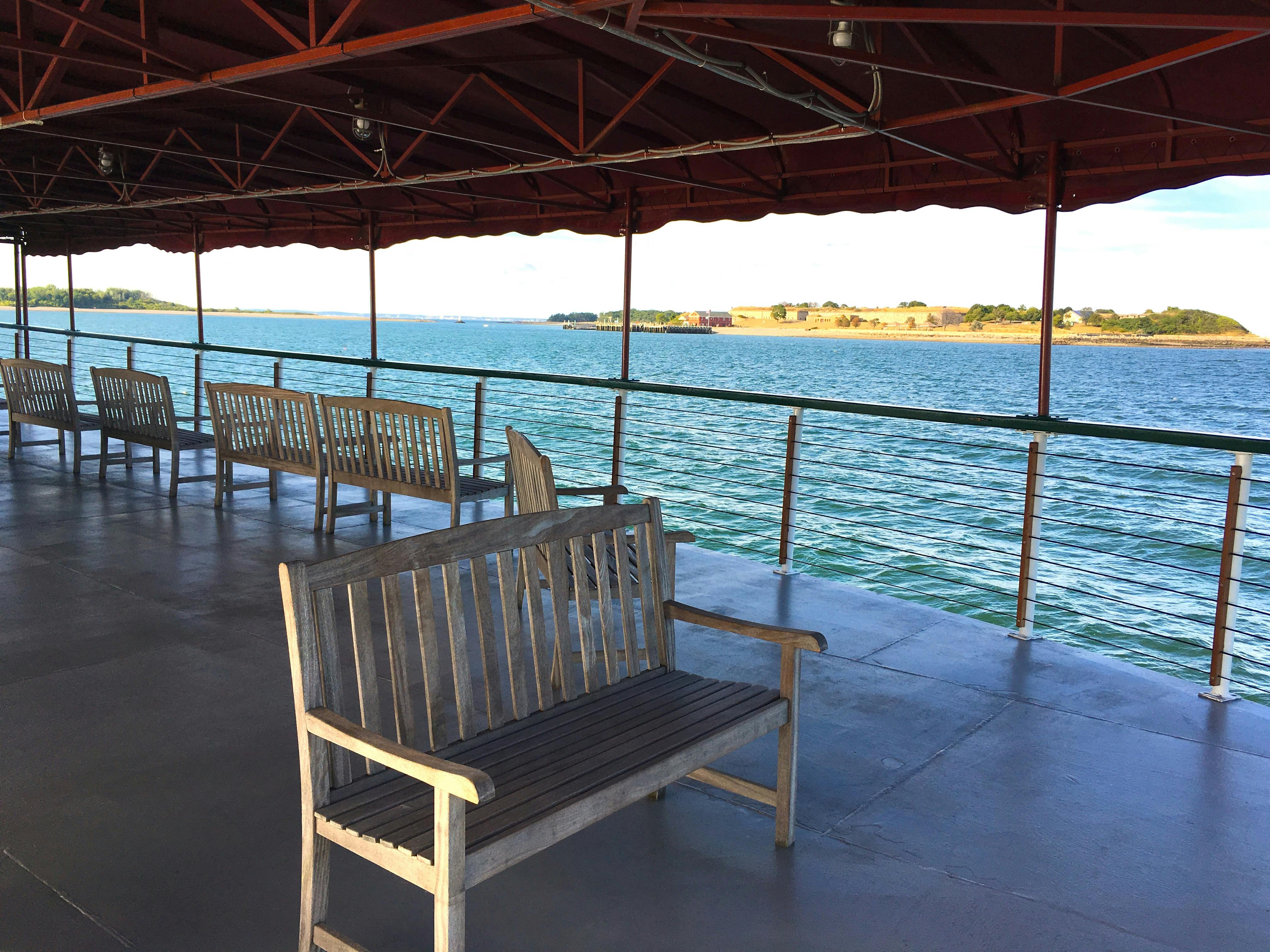 Take a relaxing morning brunch cruise through boston harbor on this new year’s day in the warm, cozy, and festively decorated interior of this stunning yacht. Northern Lights Yacht Boston Harbor Cruise Musement