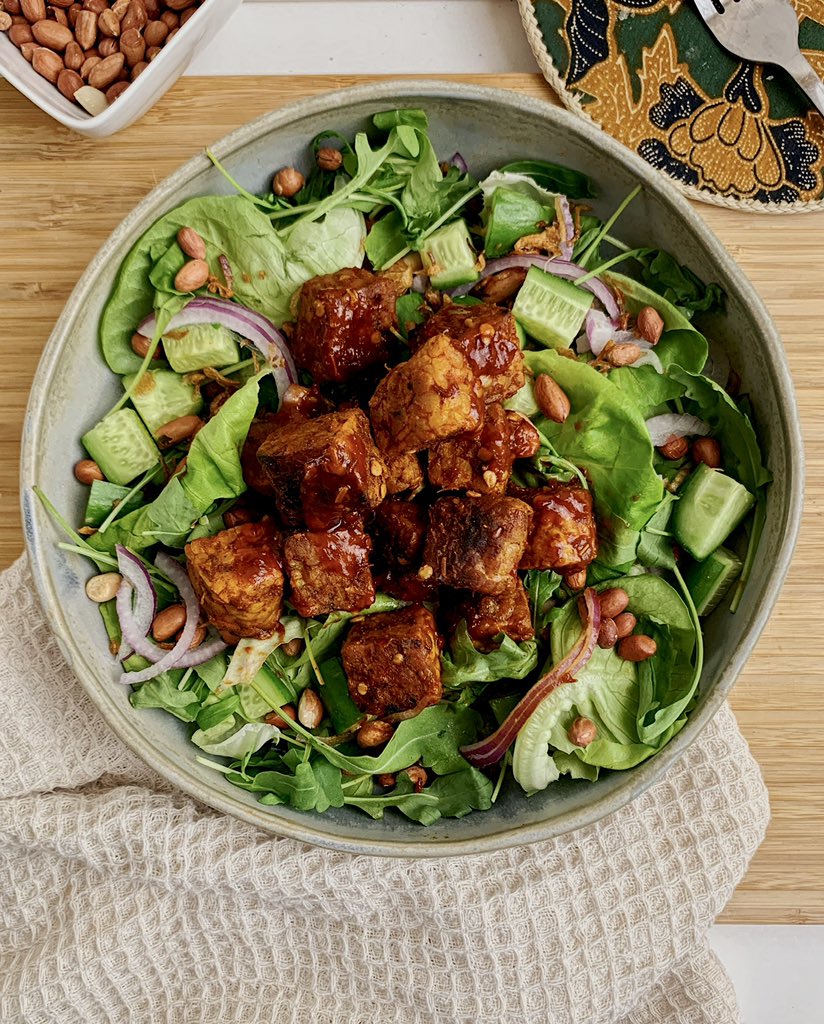 Dalam panci, campur air asam jawa, blenderan kunyit, dan 1,5 liter air sisanya. 12 Resepi Salad Mudah, Unik & Sedap