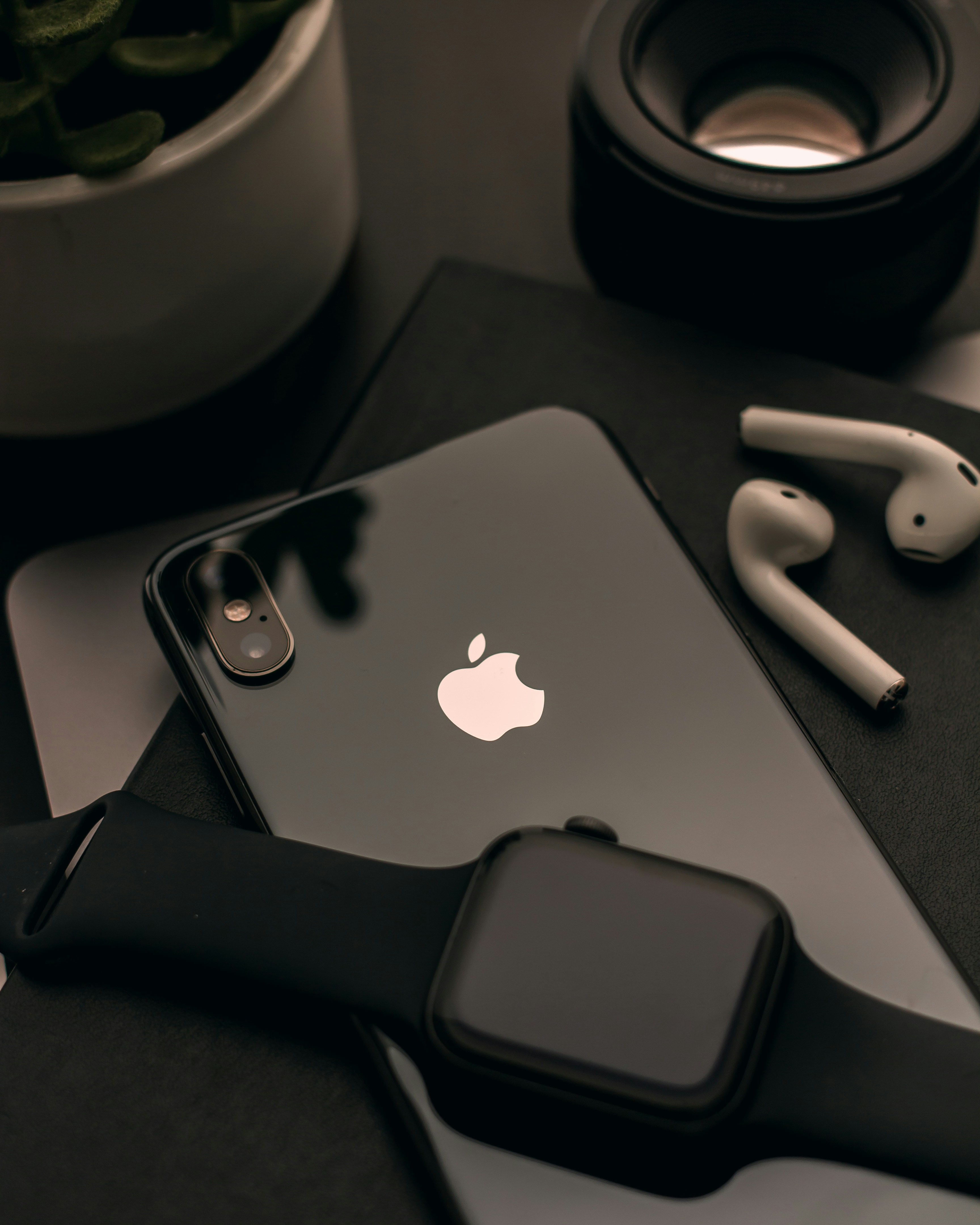 (aapl) report redesigned iphone could be a blockbuster hit, says an analyst at rbc. Space Black Apple Watch Over Black Iphone X Photo Free Grey Image On Unsplash