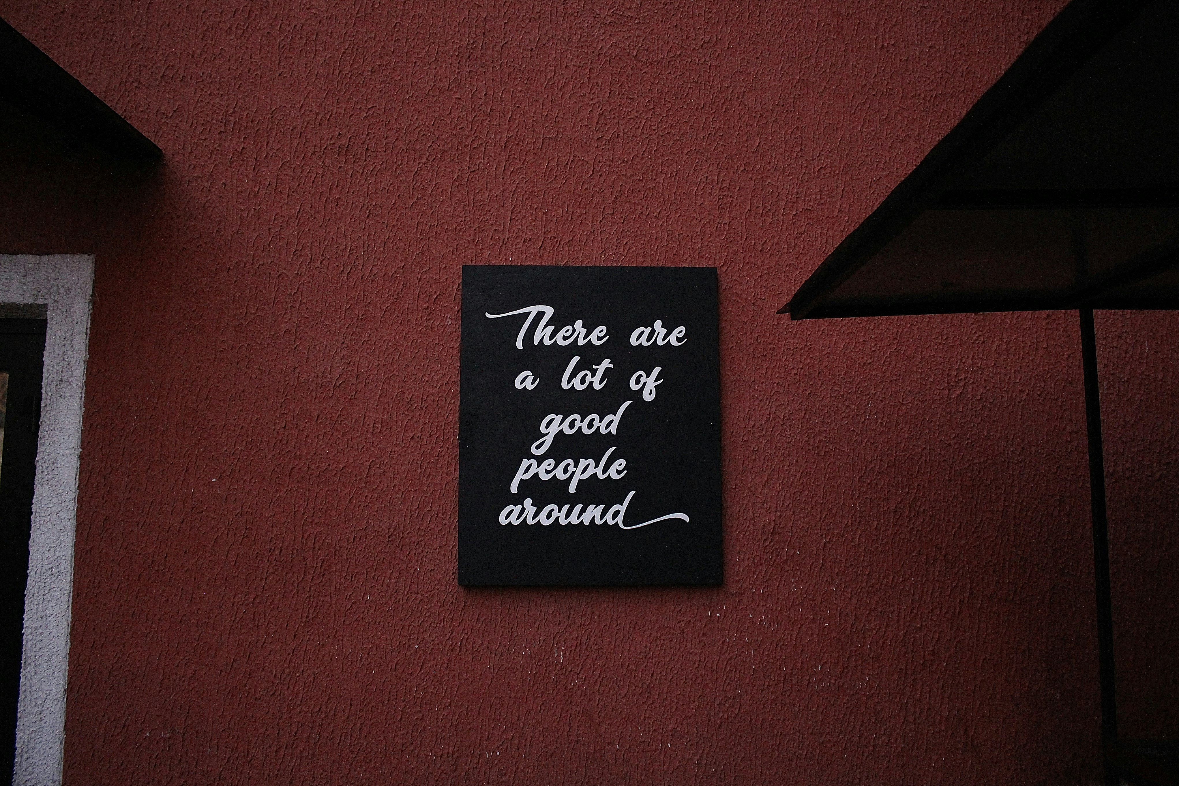 你還在死薪水？3招思維升級，財富自由不是夢！