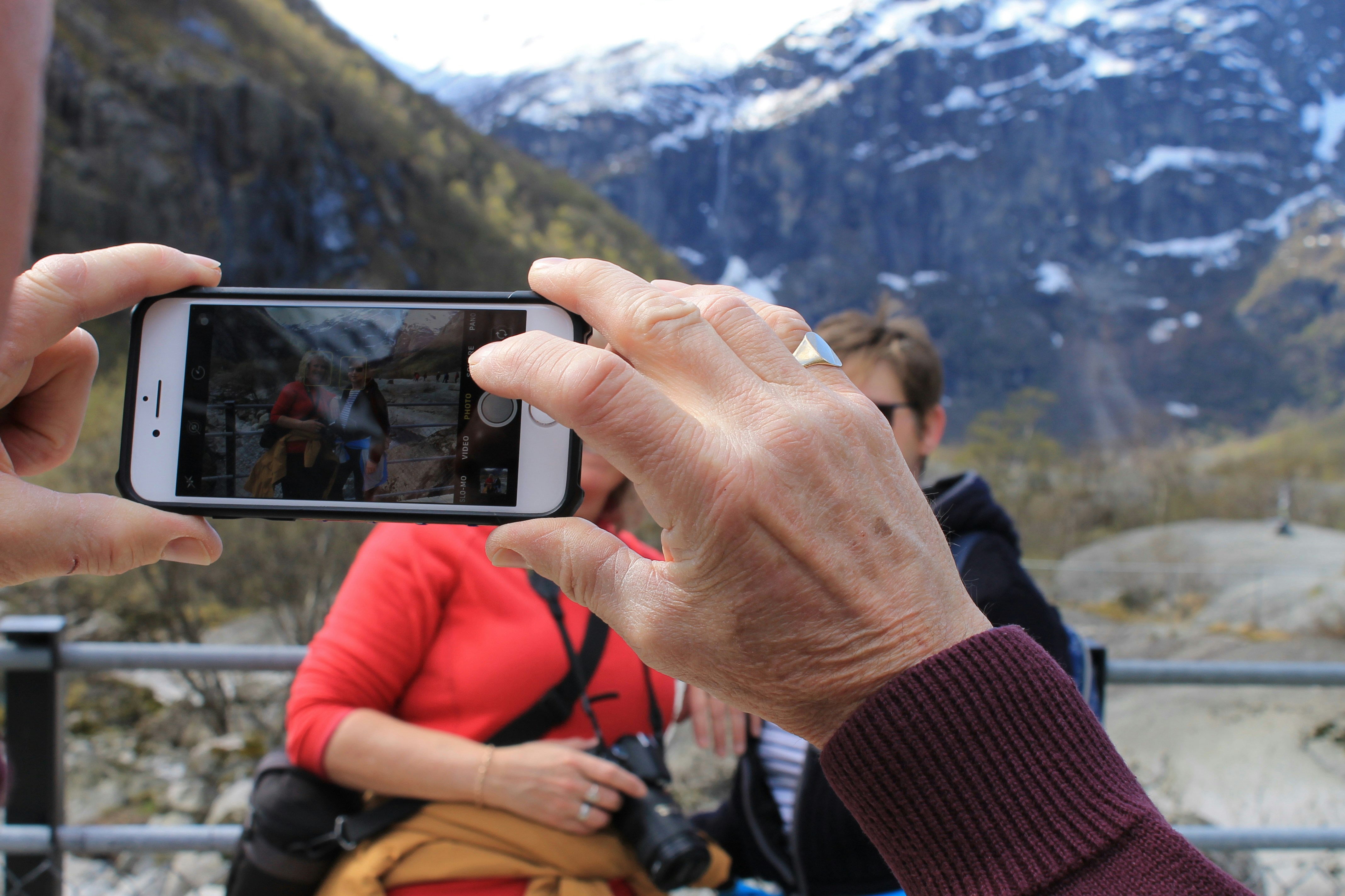 數位遊牧爆紅真相：躺平族翻身？