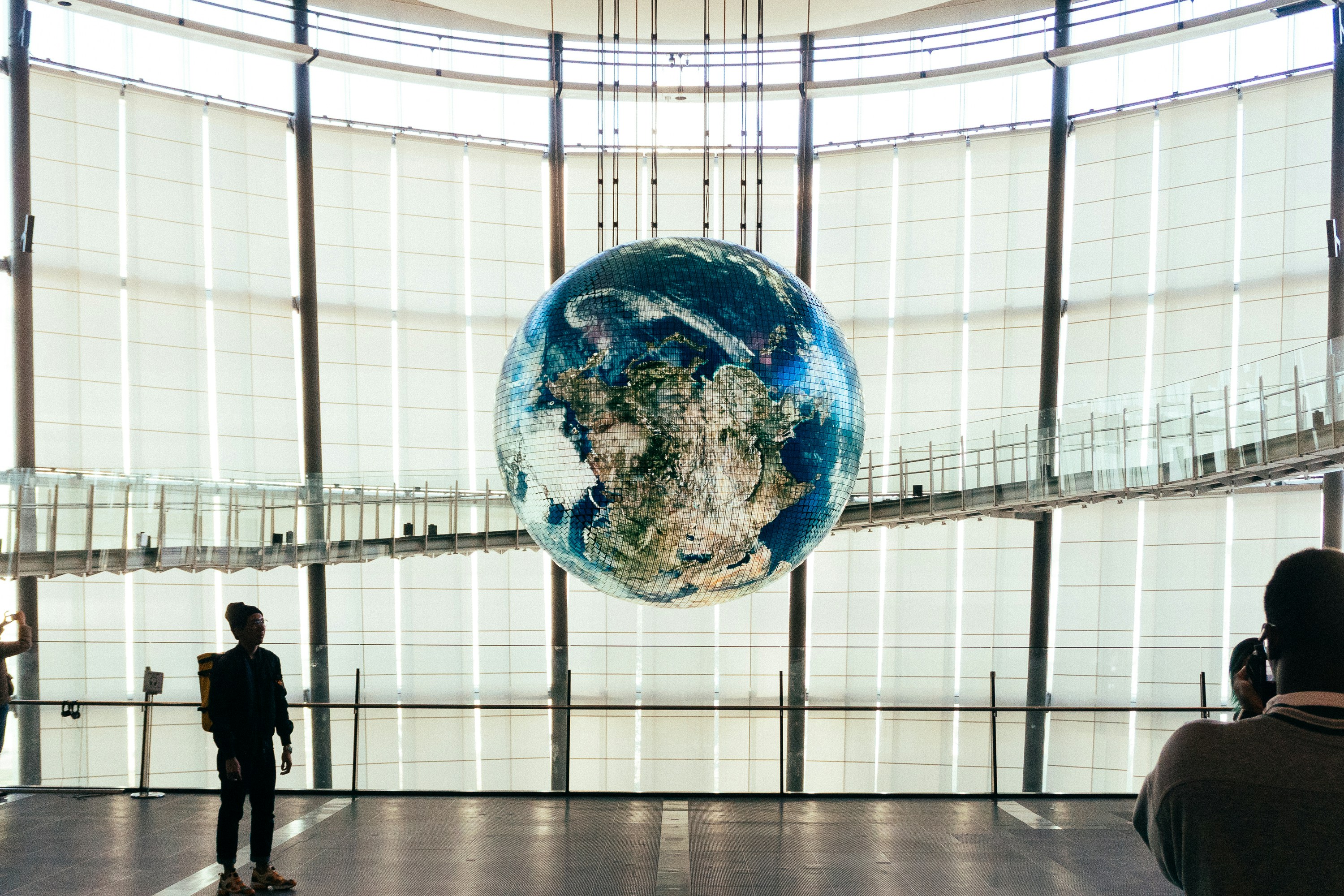 8 Inspiring Global Examples of Modern Business Acquisition