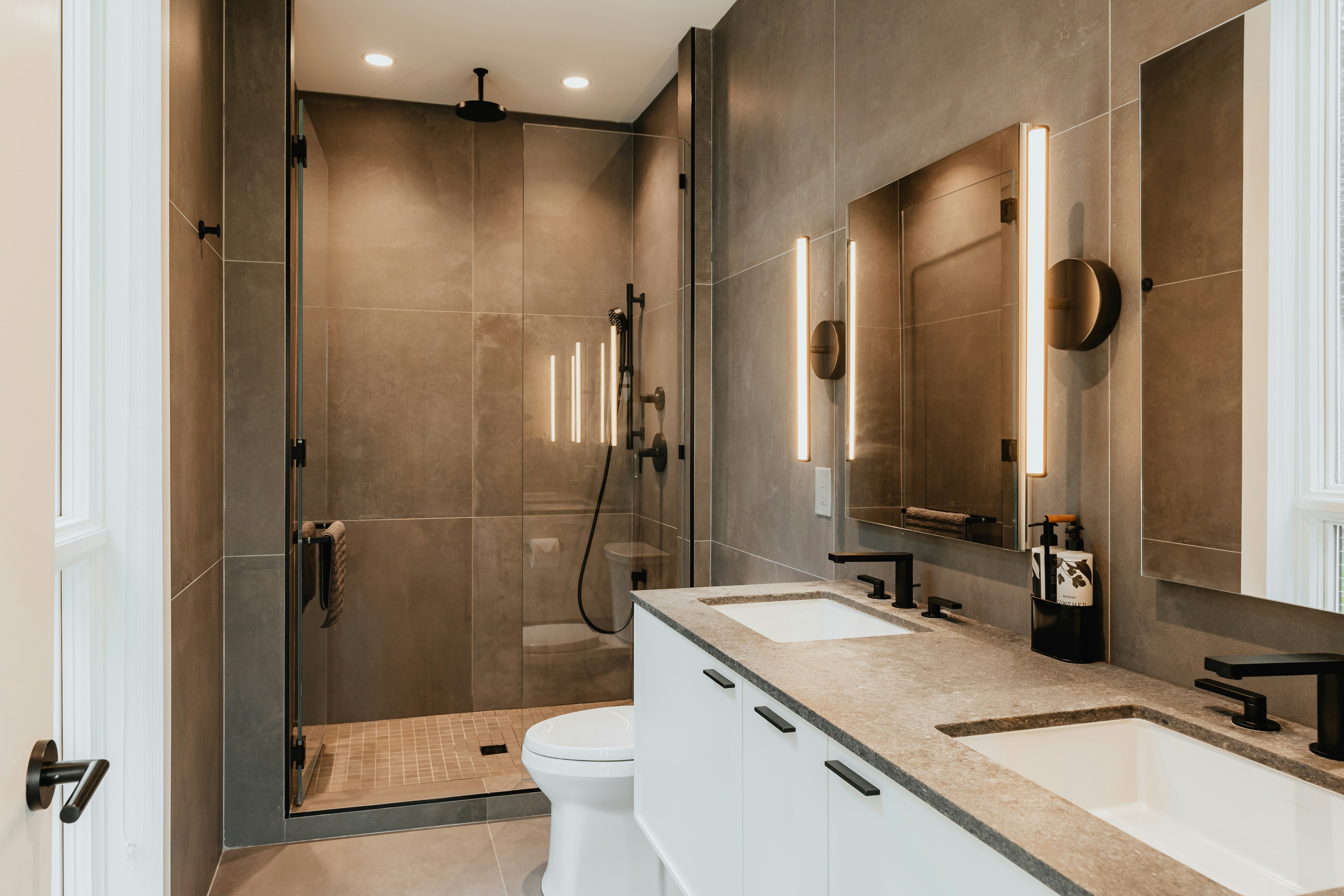 bathroom lighting ideas