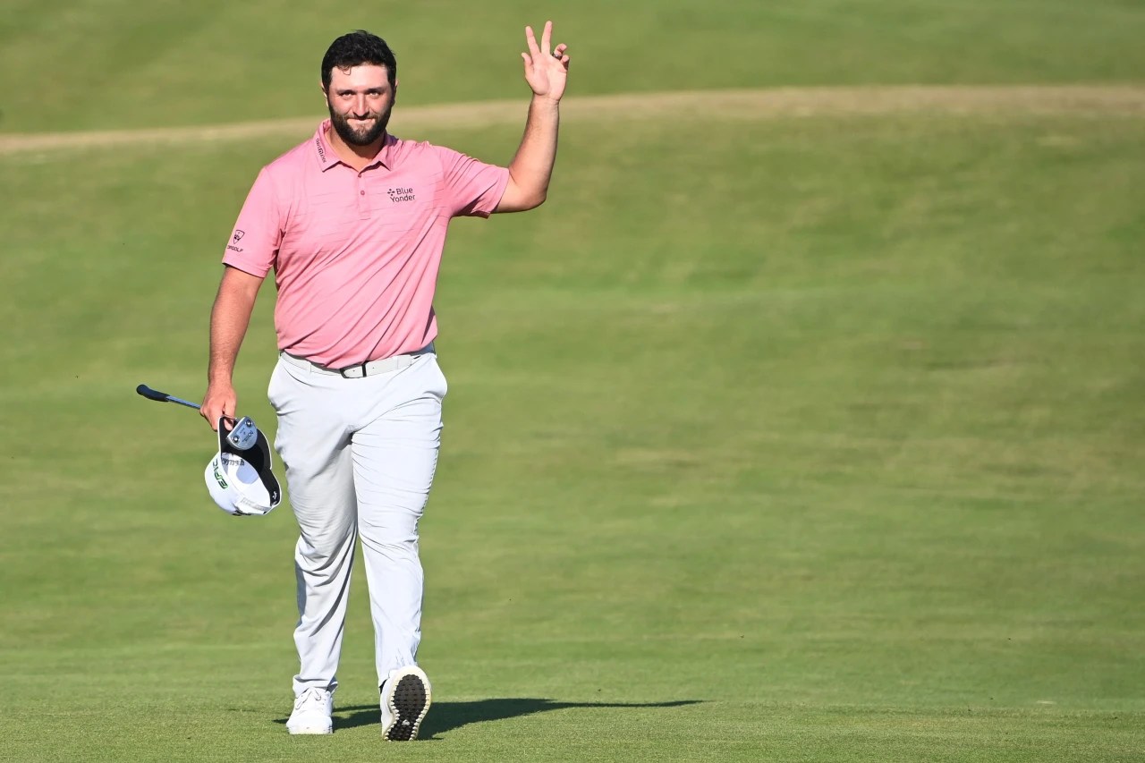 Some experts believe a vaccine could arrive this year. Jon Rahm Bryson Dechambeau Test Positive For Covid 19 Before Olympic Golf Wsj