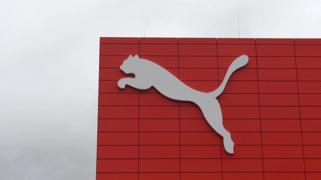 Anta Sports Set to Become Puma’s Largest Shareholder in .8 Billion Deal