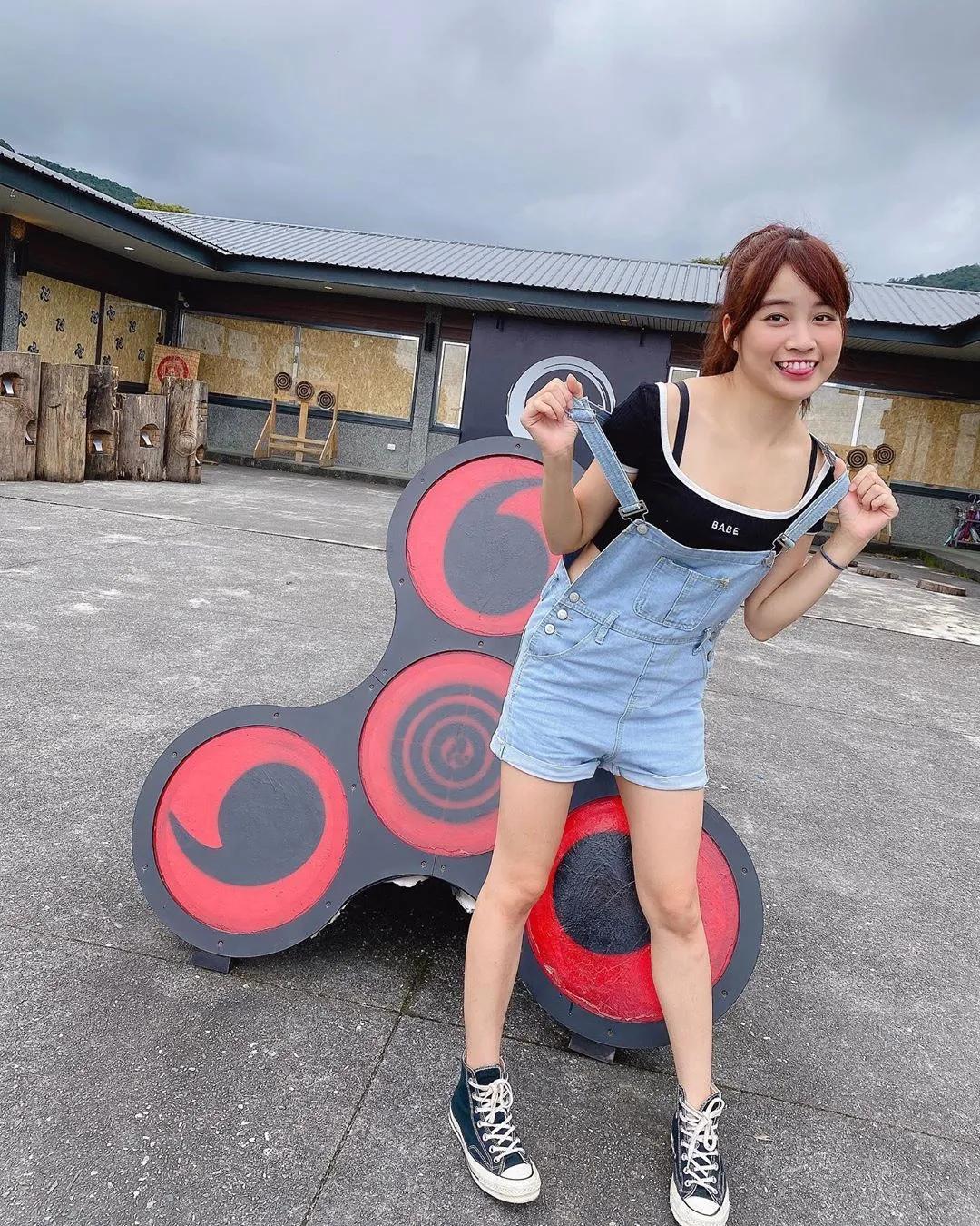 虎牙陈伊-伊伊 藏不住火辣姣好身材(3)