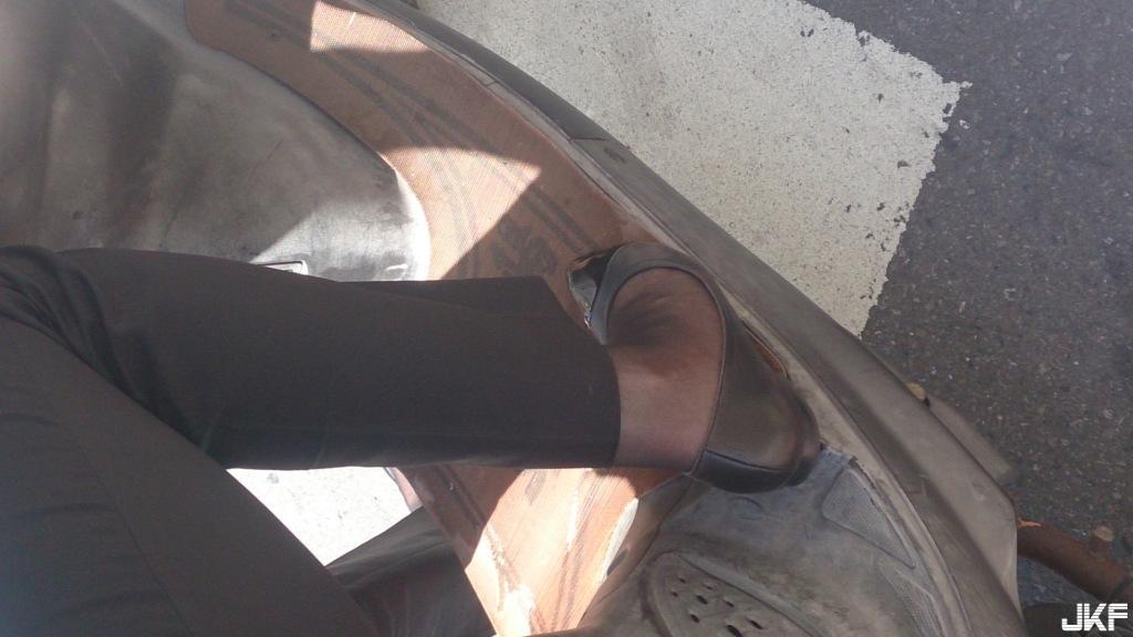 乐卡上班穿长裤怕被人看?真的很傻眼...(21)