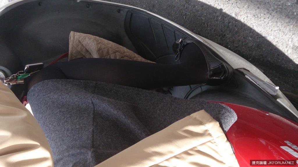 又来组骑车黑丝妹(17)