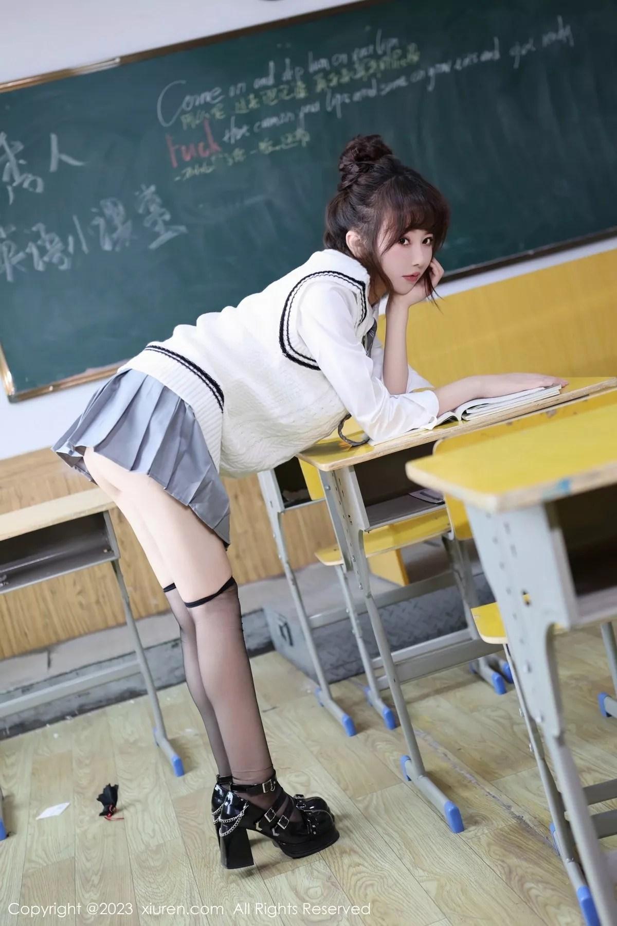 [XiuRen秀人网]第7712期白笑笑写真(13)