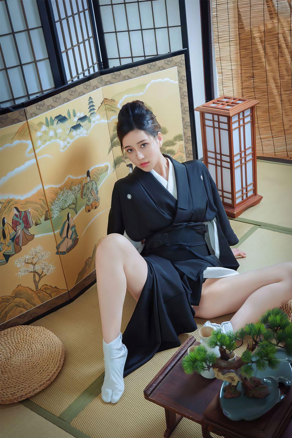 Coser@年年Nnian: 未亡人 (50 photos)(49)