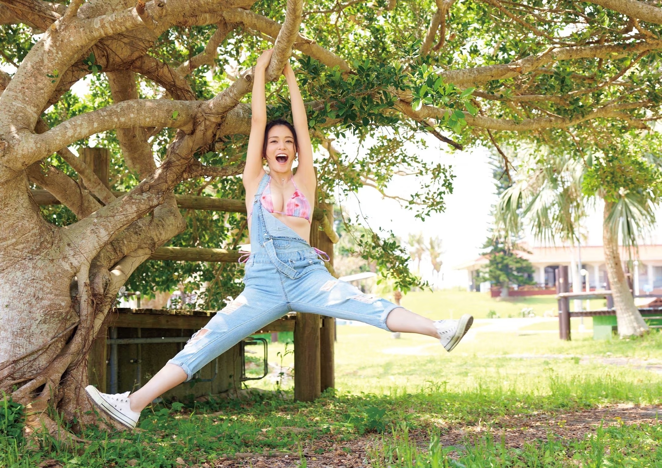 [JP] Mary Tachibana (橘メアリー)： 寫真集 (97 photos) - ( Page 1 / 5 )(94)