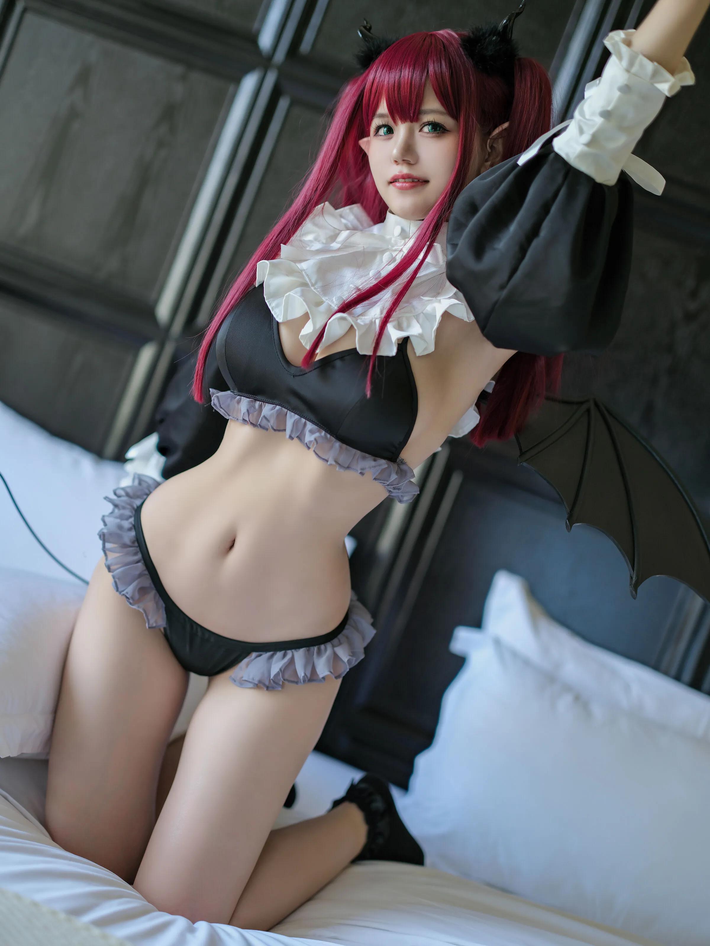 更衣人偶坠入爱河 梦魔扰利兹 CN：小仓千代(20)