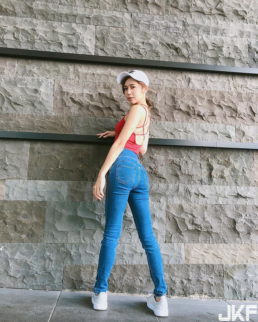 这样刷牙会不会太诱人！台湾正妹「安苡爱」下节目也大秀好身材，蜜桃臀让人好想坏坏！-小湿妹图(7)