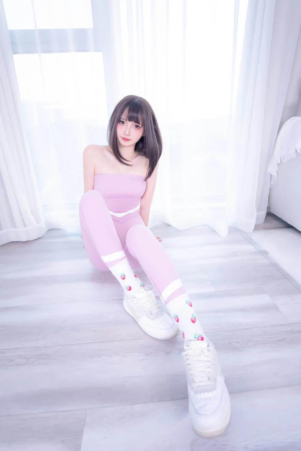 神楽坂真冬《瑜珈服裝5》美尻形狀難以忘懷 (75P)(18)