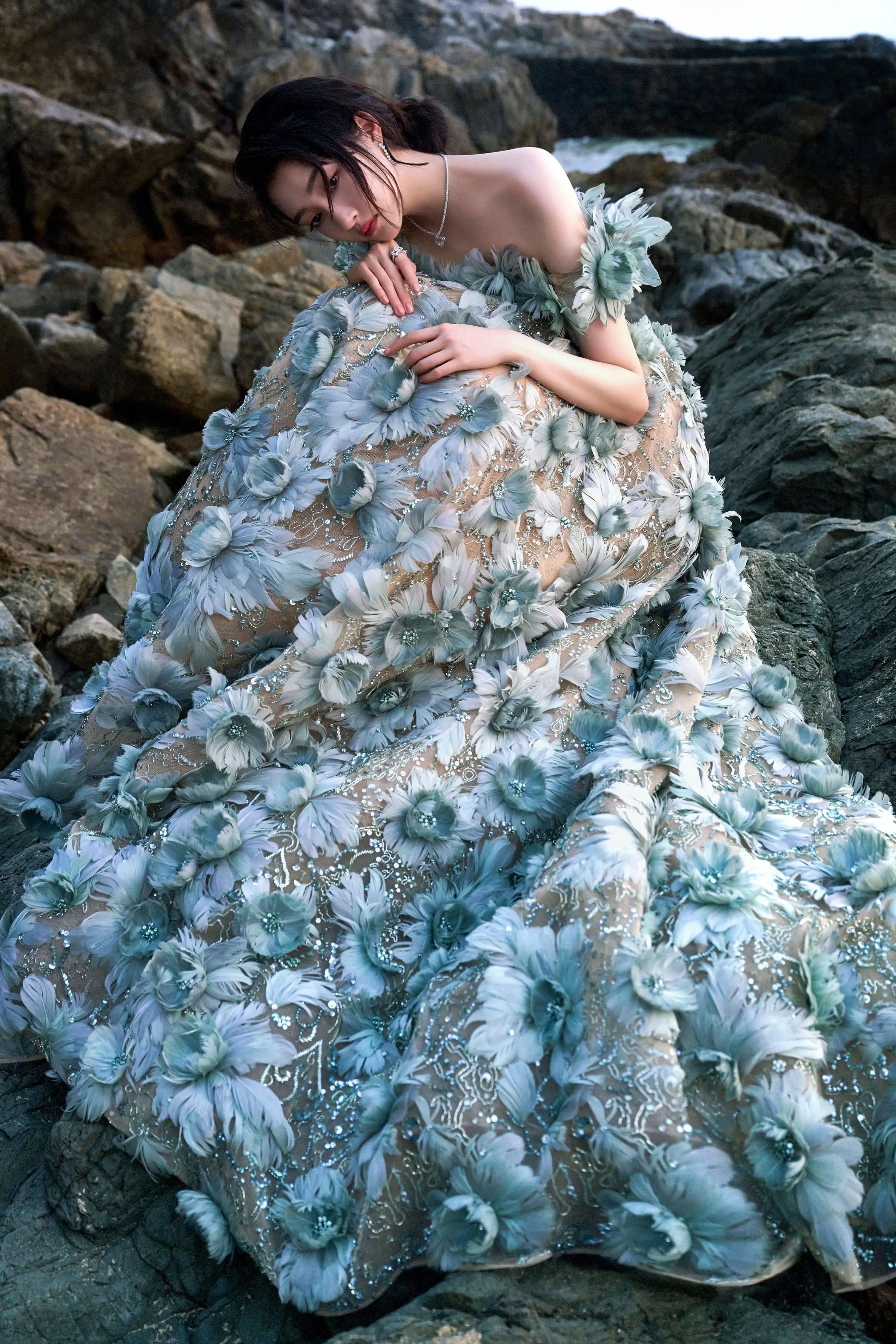 今晚拾光而上—关晓彤[高清套图](10)