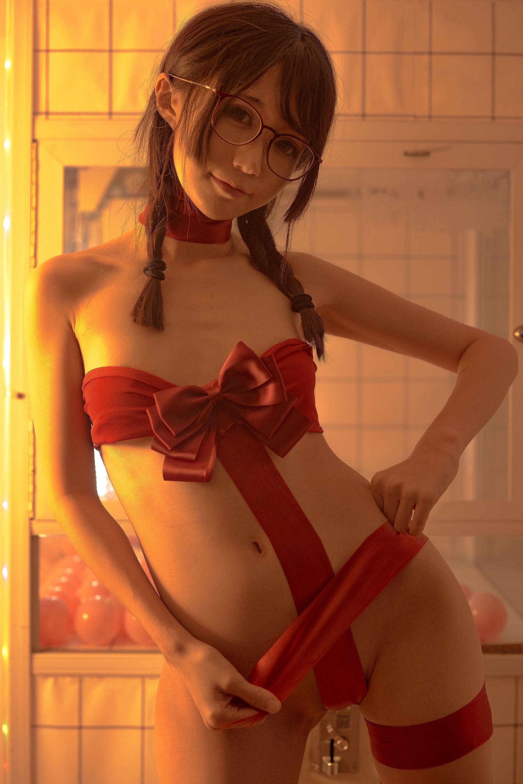 国模套图 娃娃机(74)