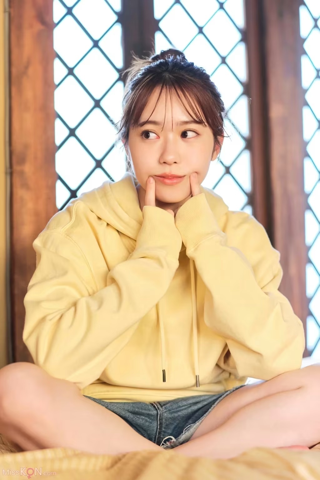 [JP] Sayuri Date (伊達さゆり)： ガールフレンド (71 photos) - ( Page 1 / 2 )(14)