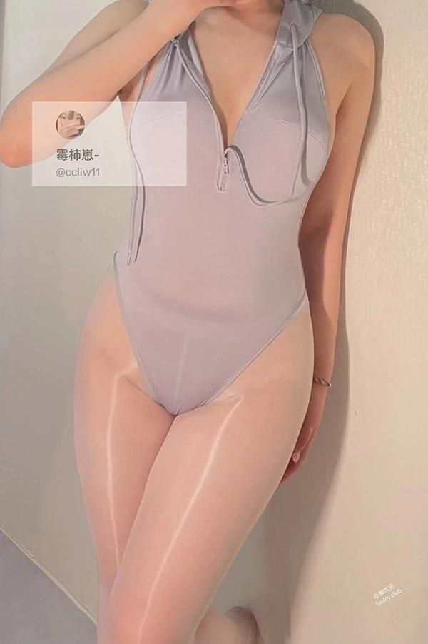 白虎福利姬@霉柿崽 C崽尺度私拍视图合集4(23)