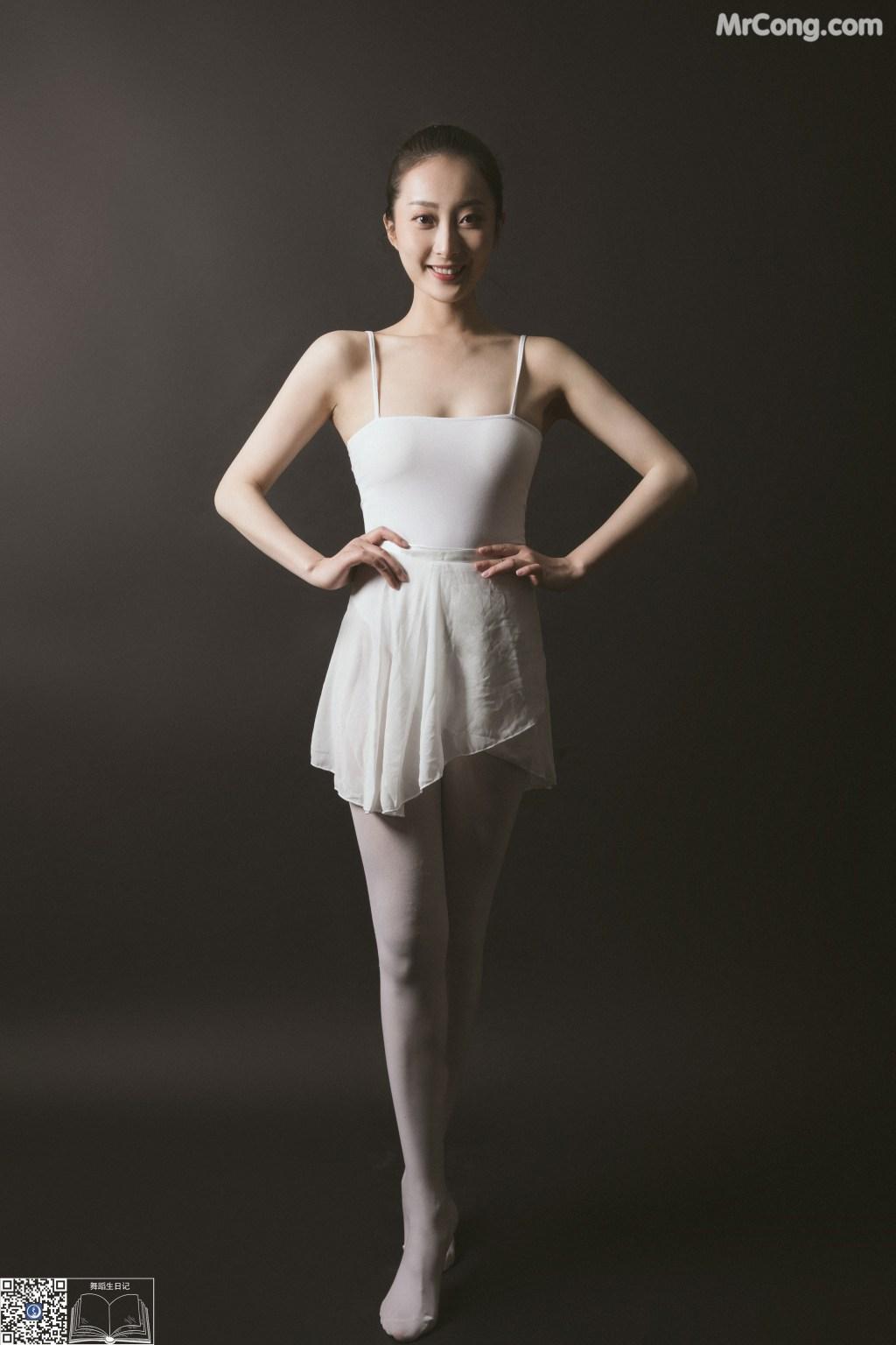 GALLI嘉丽 Vol.004: Jia Min (佳敏) (42 photos)(27)