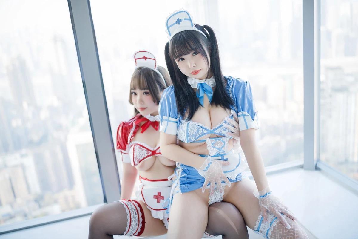 網絡美女胡桃貓＆十萬珍吱伏特診療預約主題私房性感姐妹花情趣內衣惹火誘惑寫真167P(24)