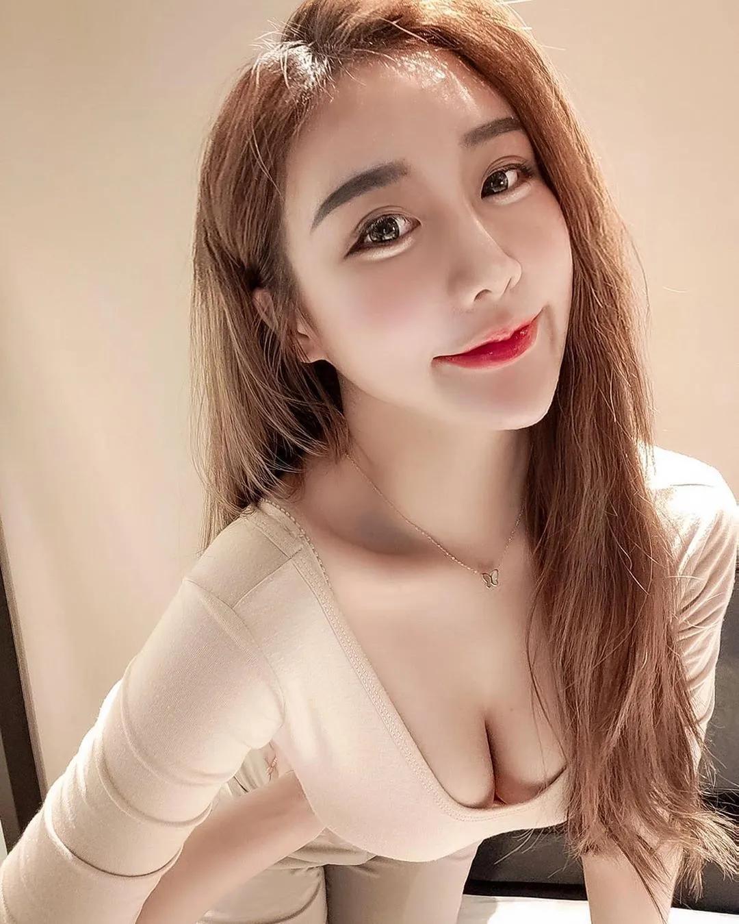 芷安BB 身材异常凶猛！全身上下都是亮点(17)