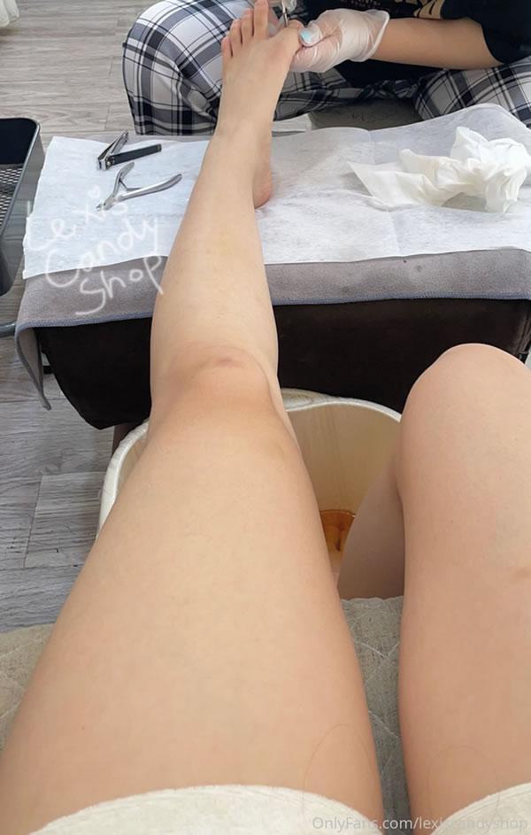 网红 @LexisCandyShop OnlyFans尺度私拍合集2(24)