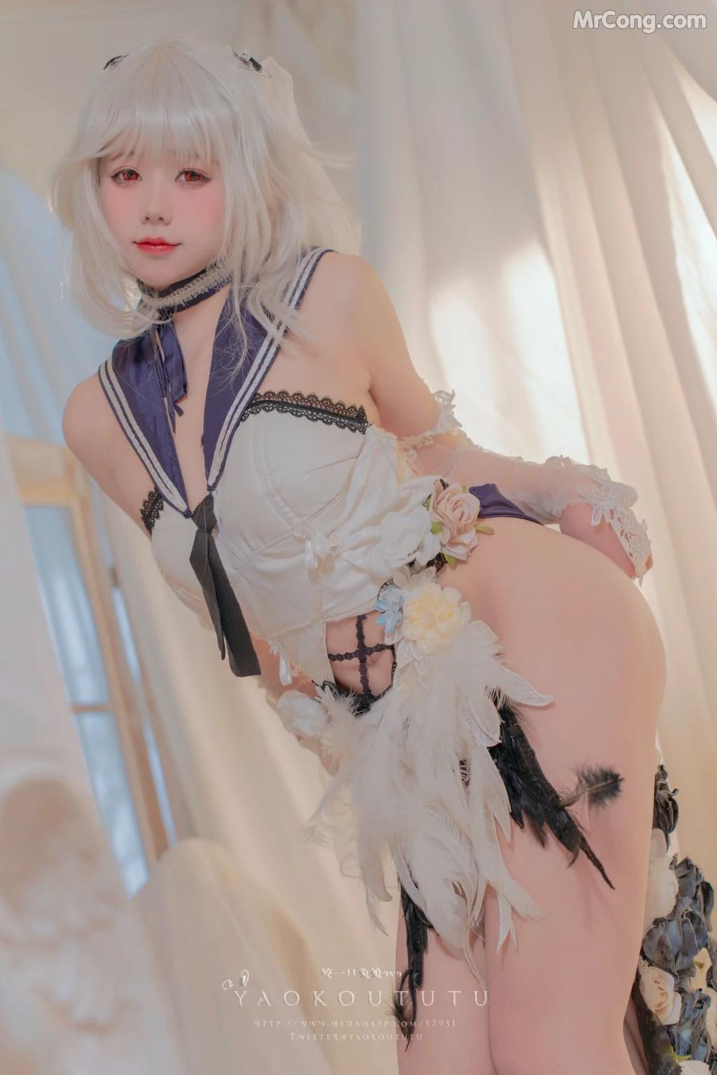Coser@黏黏团子兔: 梳妆的大小姐 - 可畏 (57 photos)(24)