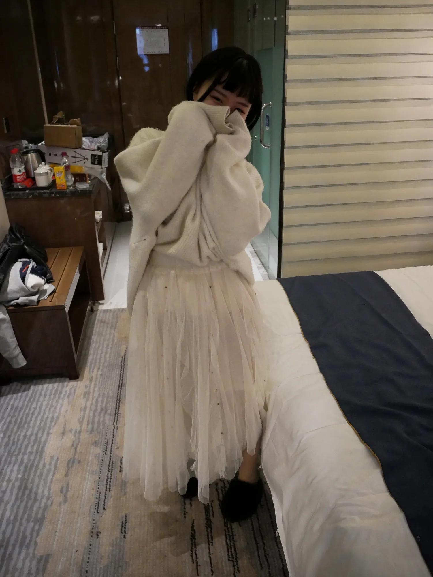 萌萌奶卉闺蜜SM大尺度私密自拍合集(15)