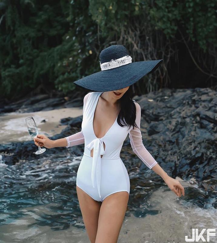 泰时尚！身材紧致气场超强的「泰国超模」轻松驾驭性感时尚！