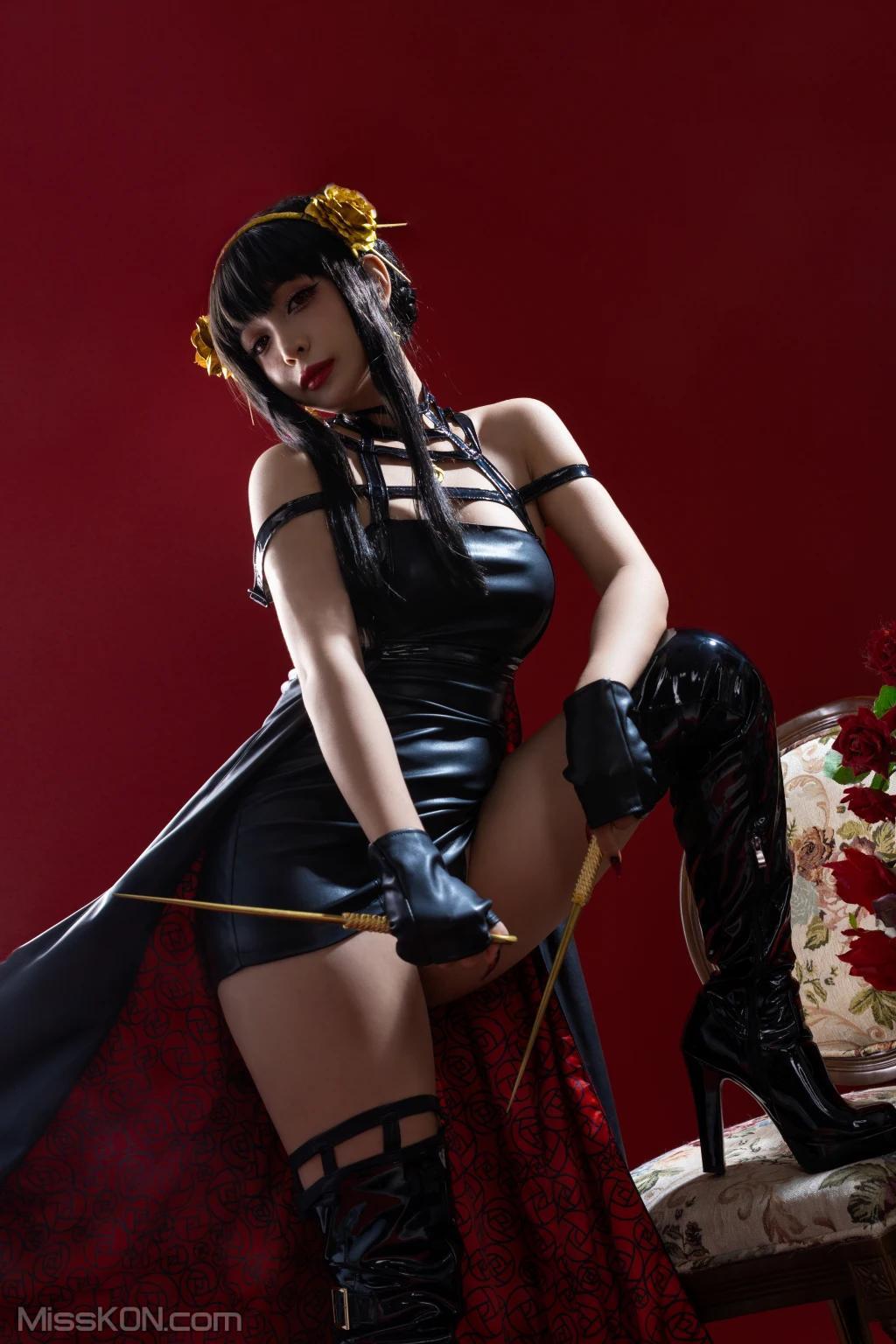 Coser@UmekoJ: Yor Forger (82 photos)(19)