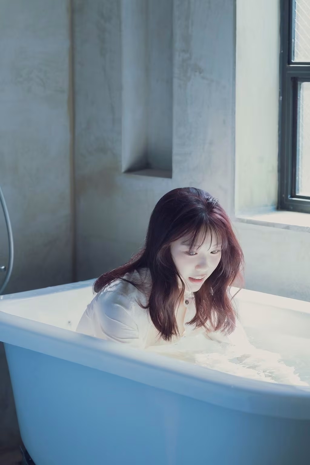 [JP] Mio Ishikawa (石川澪)： FRIDAYデジタル寫真集 Candy Pink Vol.2 (77 photos) - ( Page 1 / 4 )(25)