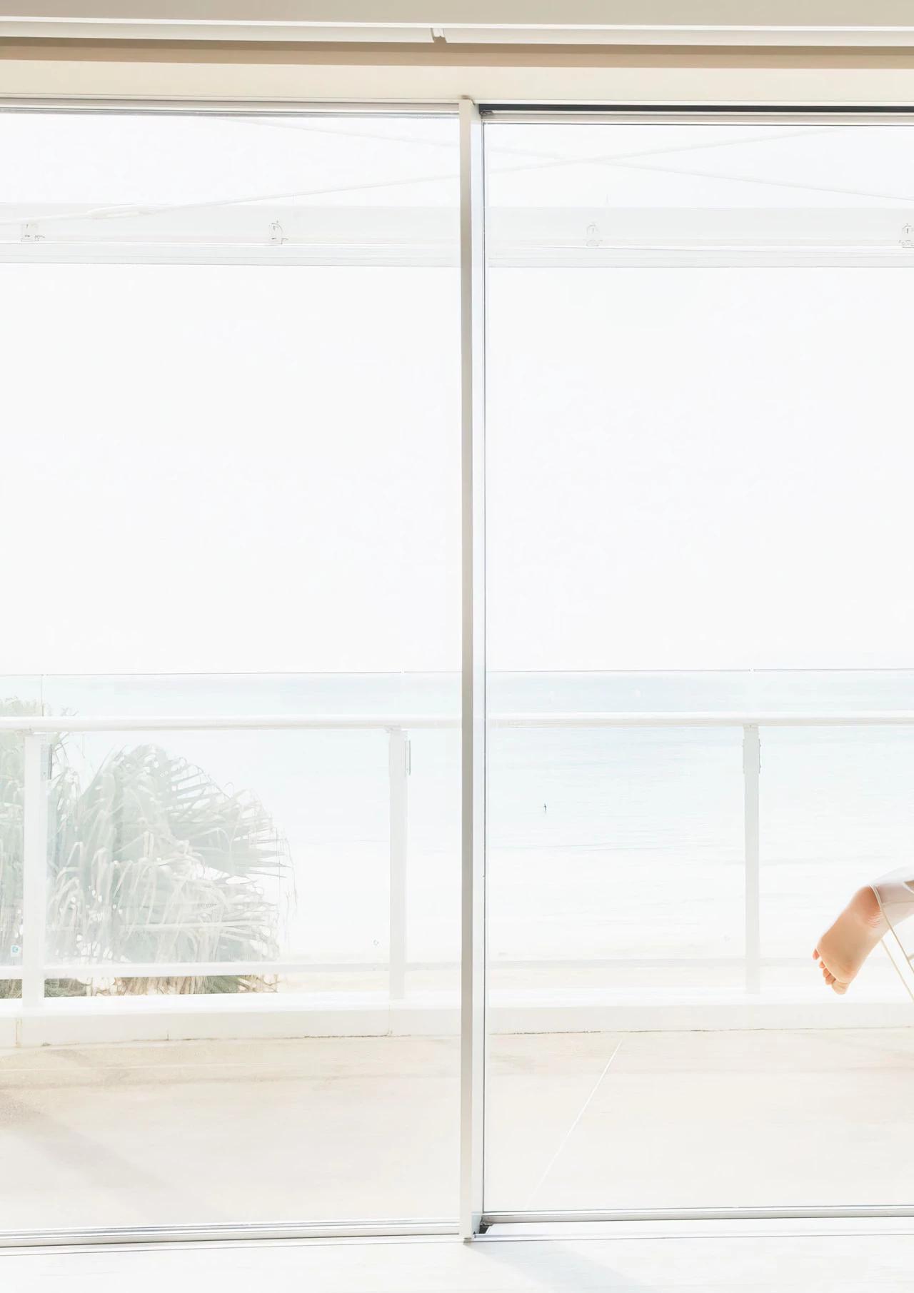 [トリンドル玲奈] 惹火深溝藏不住....火辣身材太誘人 (33P)(15)