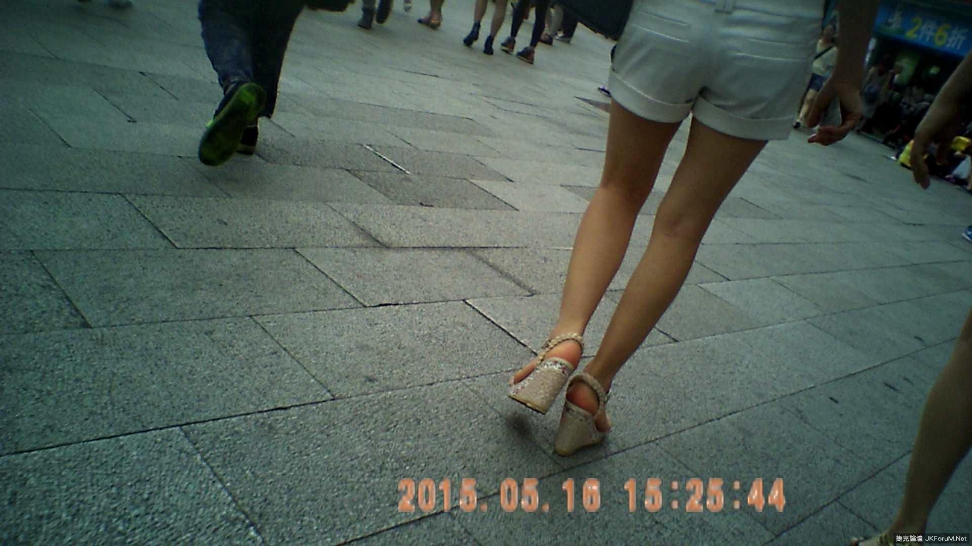 真实街拍美腿4(6)