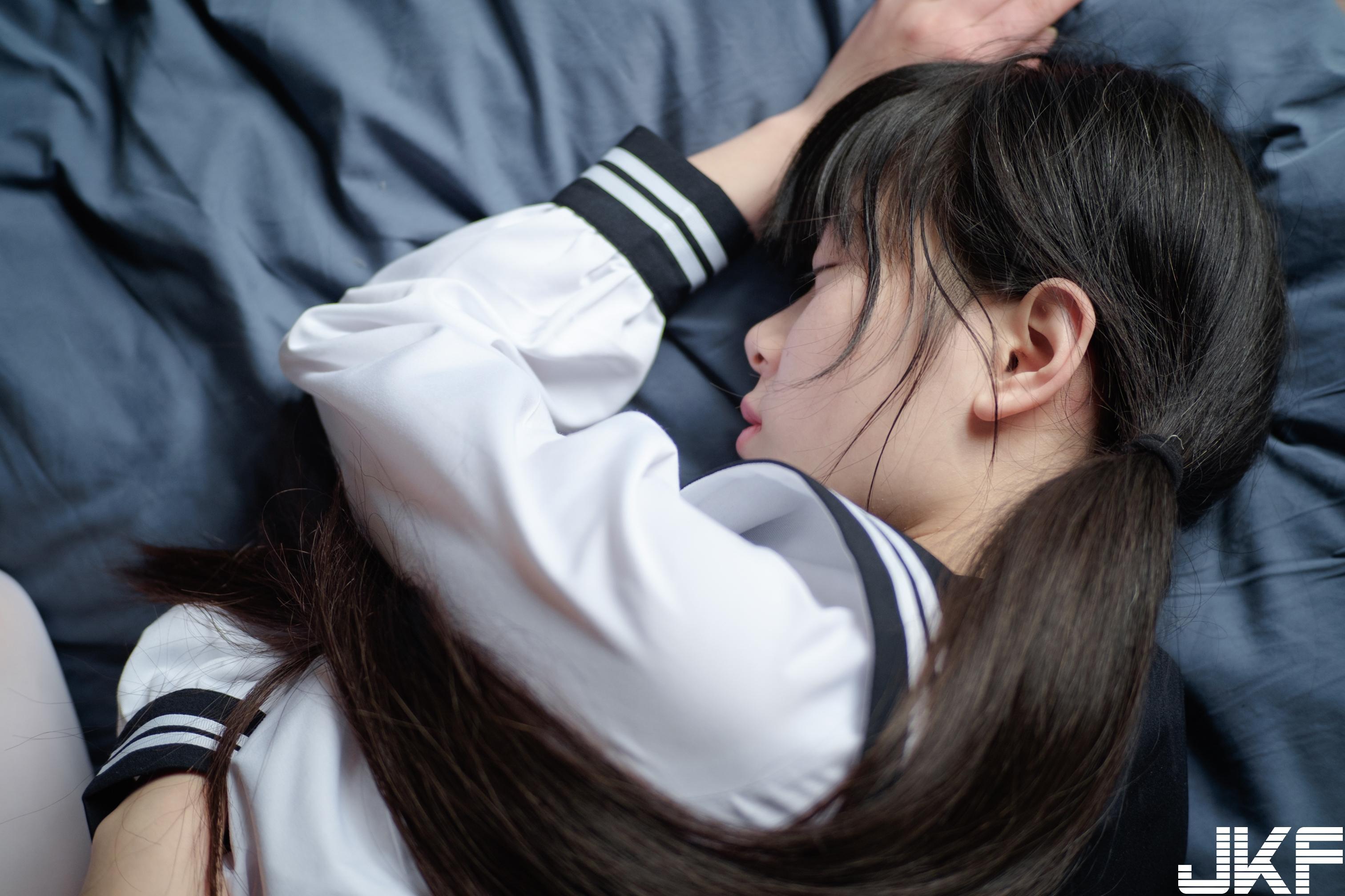 [美媚图辑] 微博婊西尔酱 足尖彩虹，JK白丝(35)