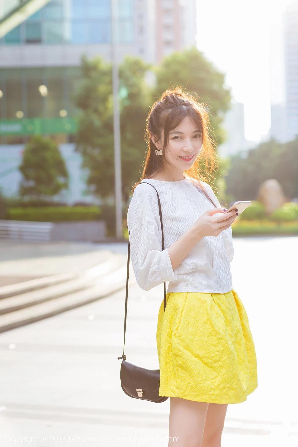 [LeYuan星樂園]Vol.006_嫩模楚琪kiki清新服飾白嫩美長腿性感寫真50P(42)