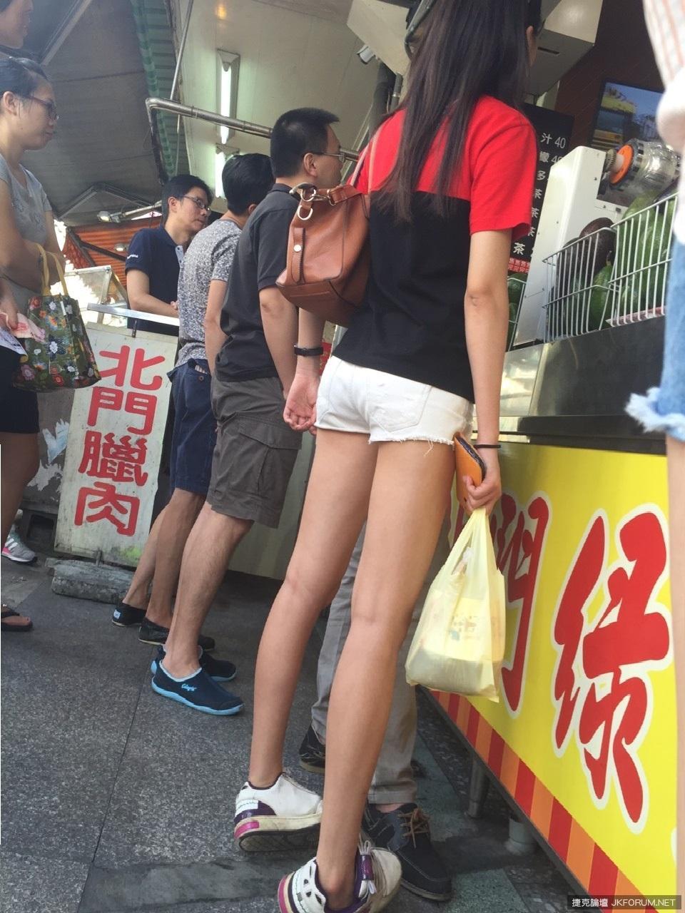 街拍诱人美腿2(15)