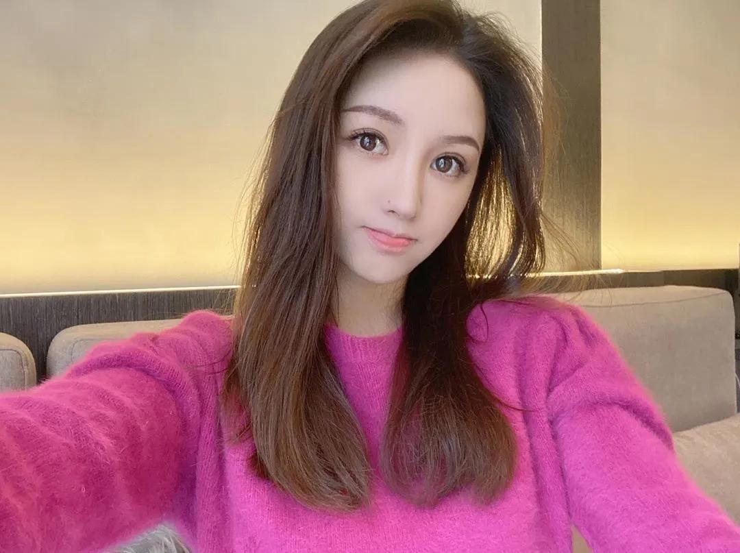 期待大家忘了我今年生日吧 Cassie(2)