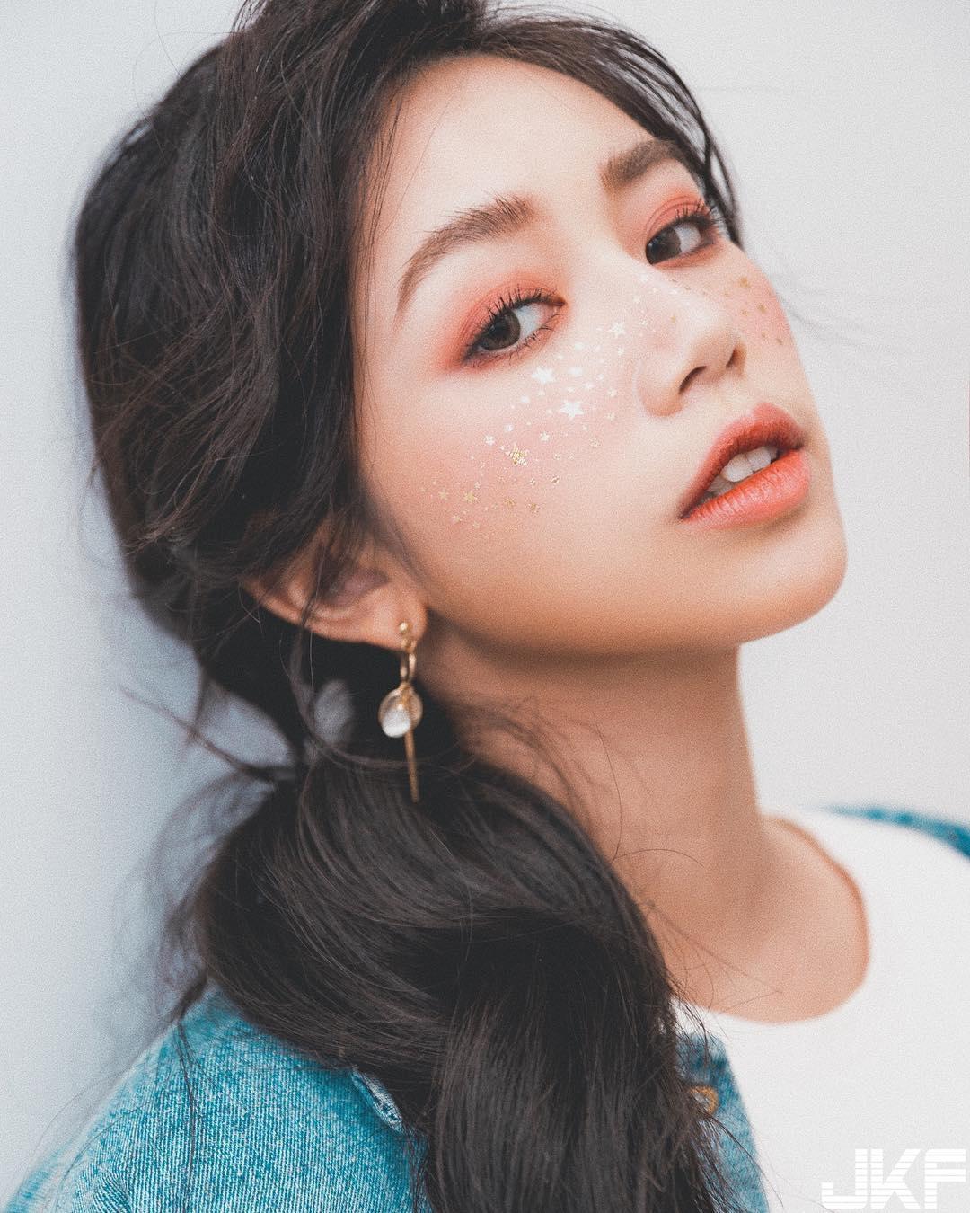 严选高颜值！又甜又正的绝美少女「林茉曦Angel」，微微一笑所有男女甘拜下风！-小湿妹图(6)