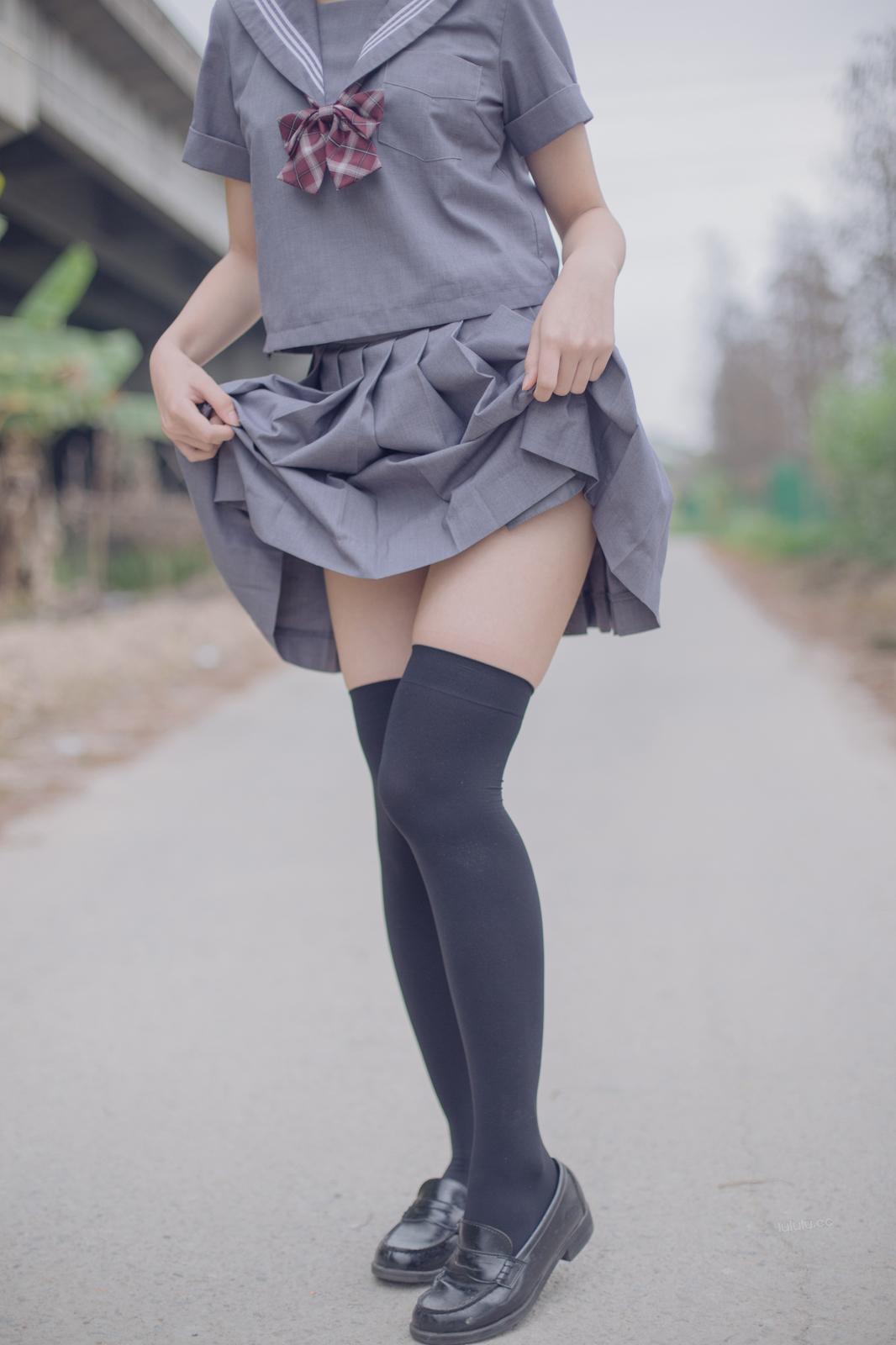 Lofter LOlicon XF 无眼祖 - JK乡村露出(3)